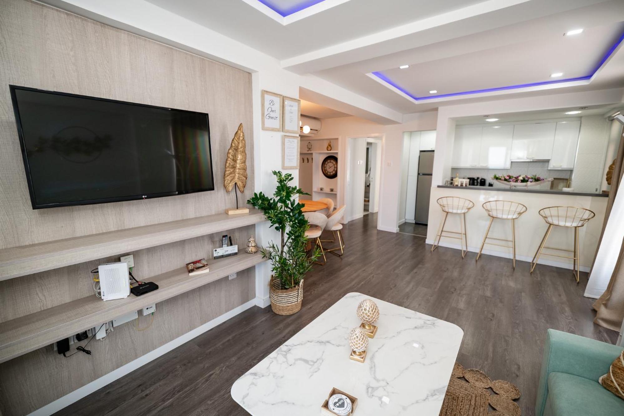 לרנקה Lazuli Beachfront Sea View Ap144 מראה חיצוני תמונה